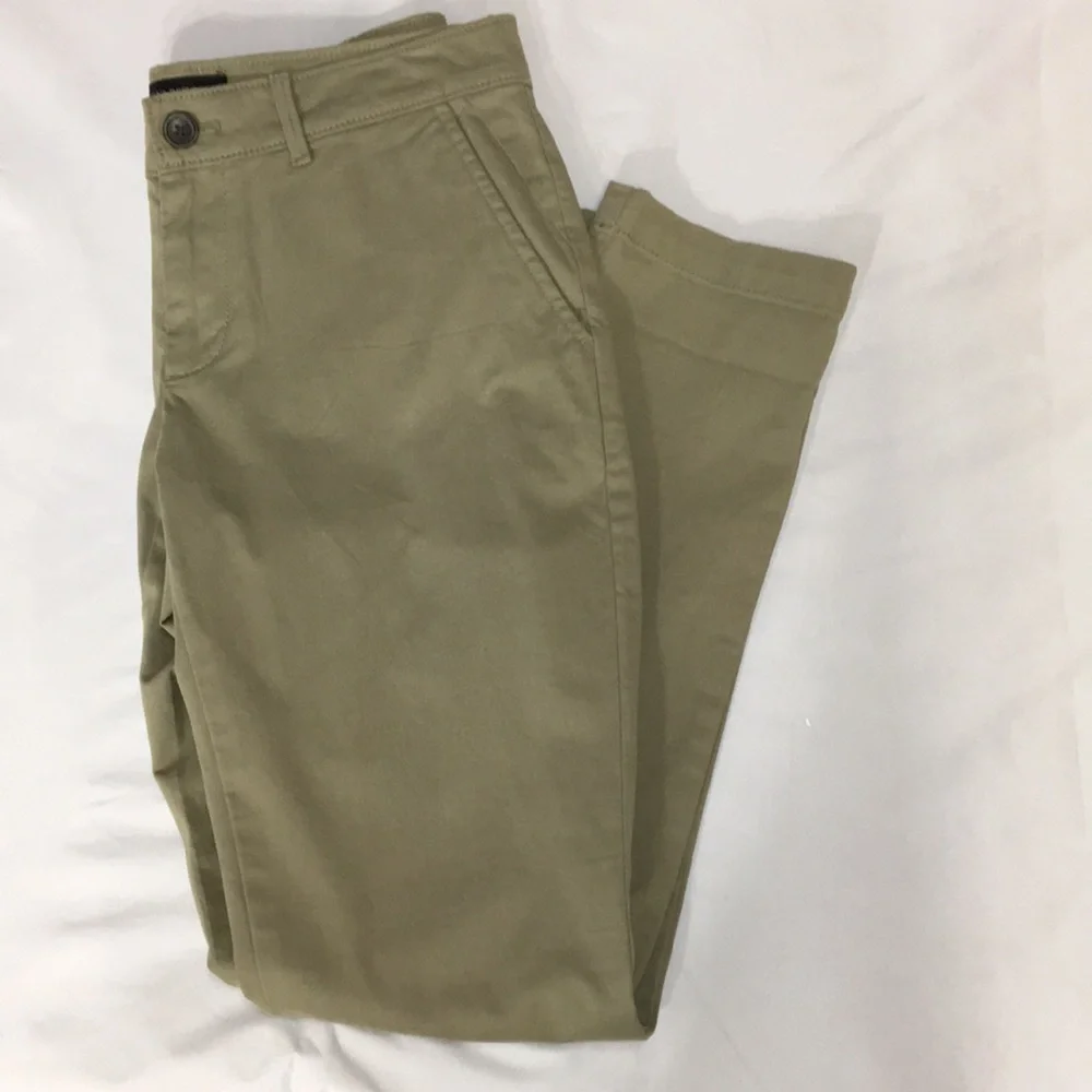 Banana Republic Women’s Girlfriend Fit Army Green Pants Size 0 Like-NEW - Picture 1 of 7